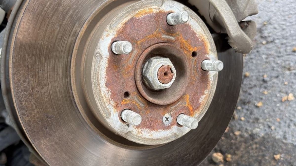 Brake Pads or Pads and Rotors? What Determines the Repair